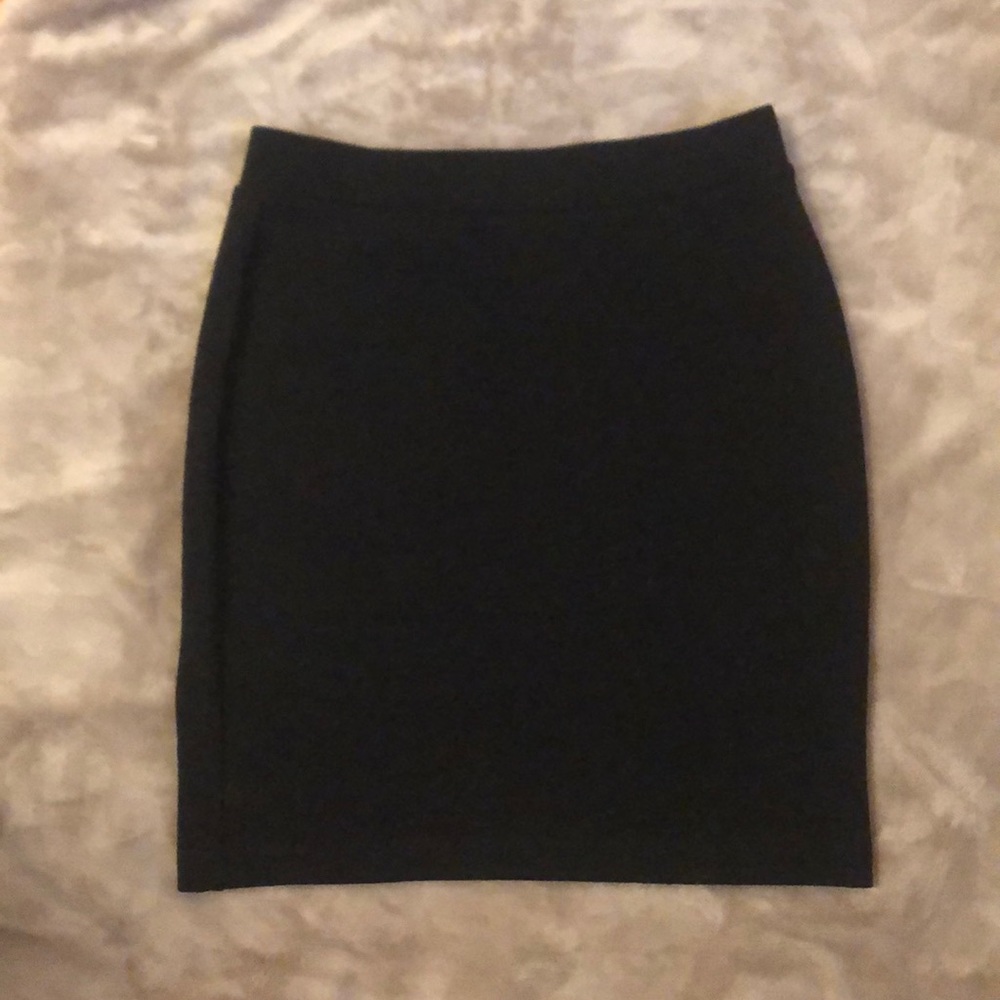 Black Textured Pencil Skirt